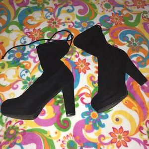 Hot Ankle-Length Black Heeled Booties